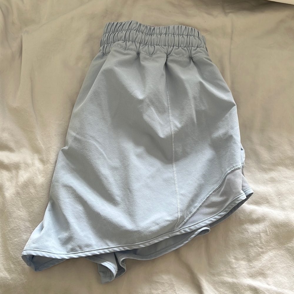 🍋LULULEMON HOTTY HOT SHORT 4”